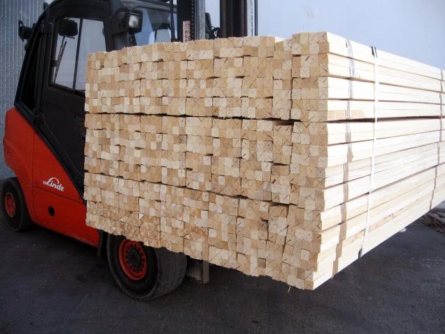 Smussi in legno - profili triangolari